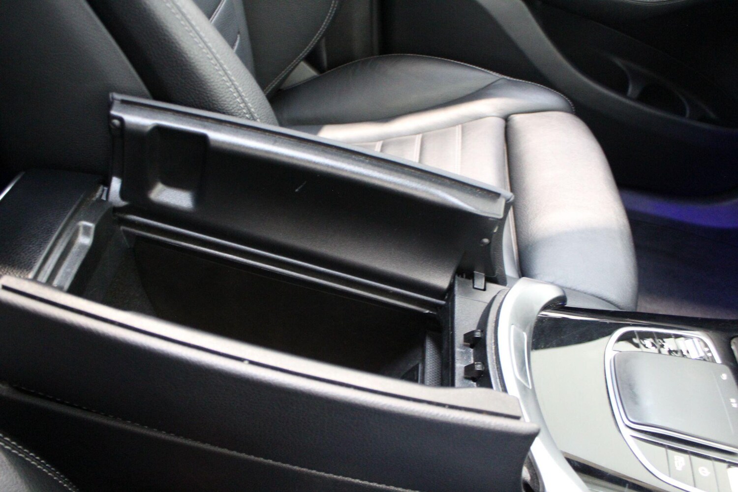 Used Mercedes-Benz EQC for sale - 77909407: Photo 87