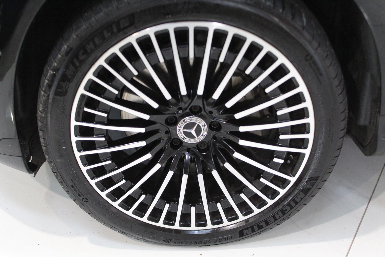 Used Mercedes-Benz EQC for sale - 77909407: Photo 9