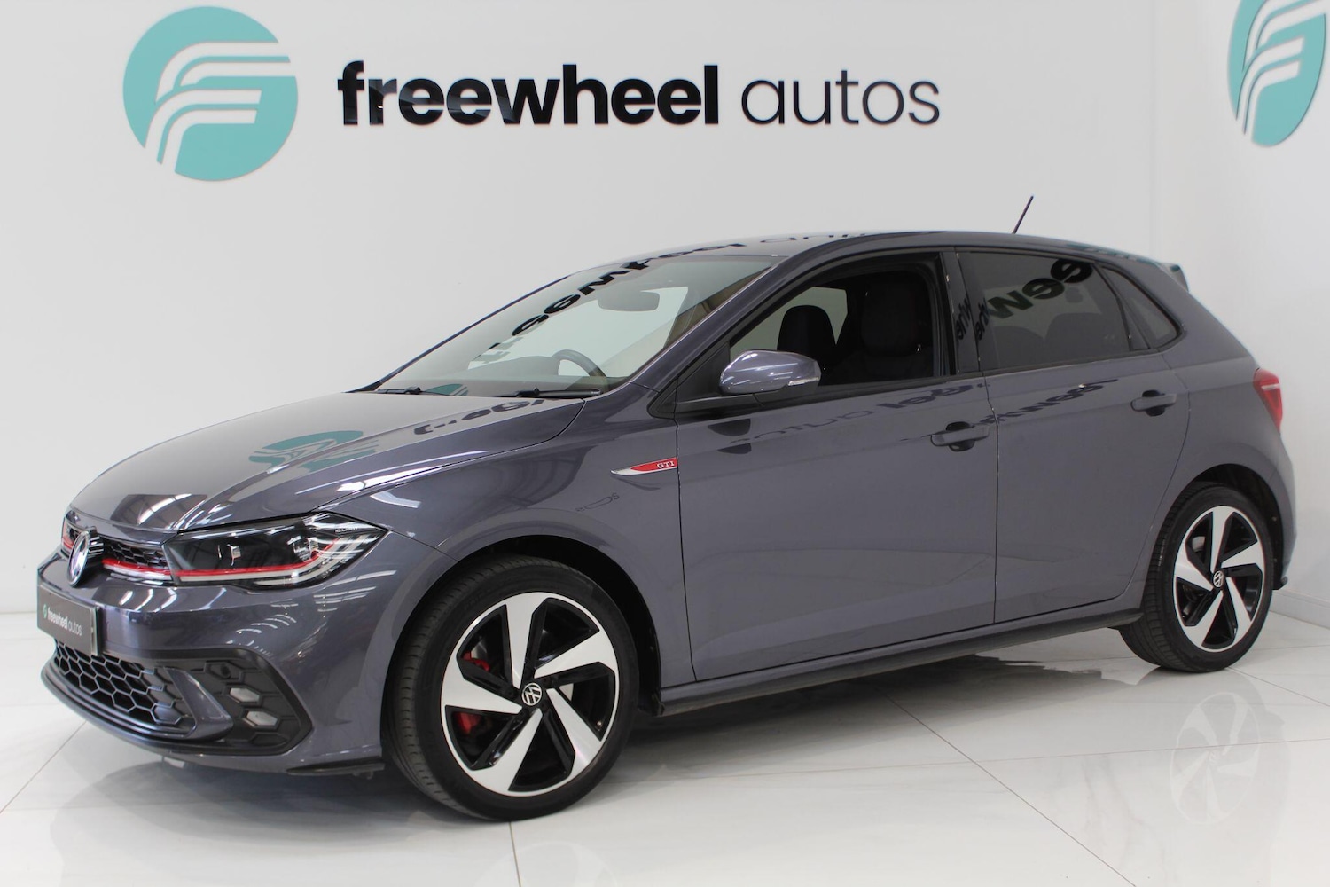 Used Volkswagen Polo for sale - 77908765: Photo 3