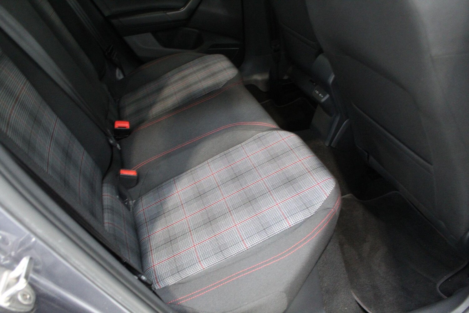 Used Volkswagen Polo for sale - 77908765: Photo 32