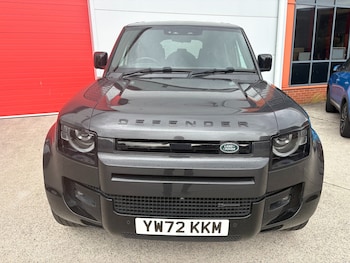 Used Land Rover Defender 2023 for sale - 78775842: Photo