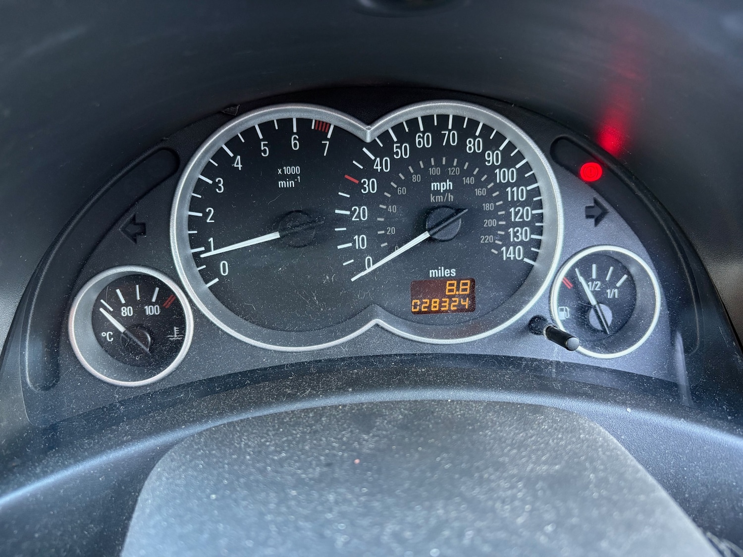 Used Vauxhall Corsa 2005 for sale - 77963660: Photo 5