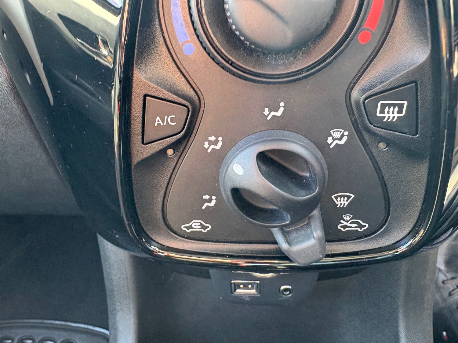 Used Peugeot 108 2015 for sale - 78043077: Photo 5