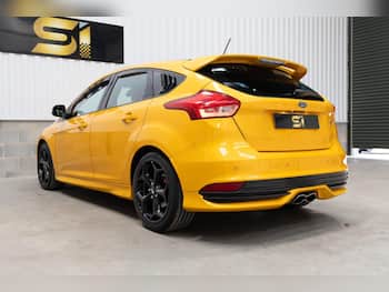 Used Ford Focus 2017 for sale - 79677531: Photo