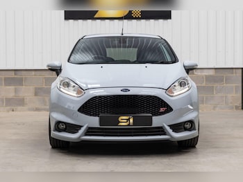Used Ford Fiesta 2016 for sale - 79471500: Photo