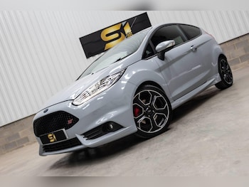 Used Ford Fiesta 2016 for sale - 79471500: Photo