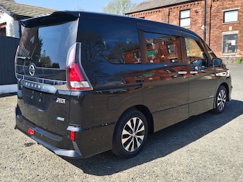 Used Nissan Serena 2018 for sale - 78169445: Photo