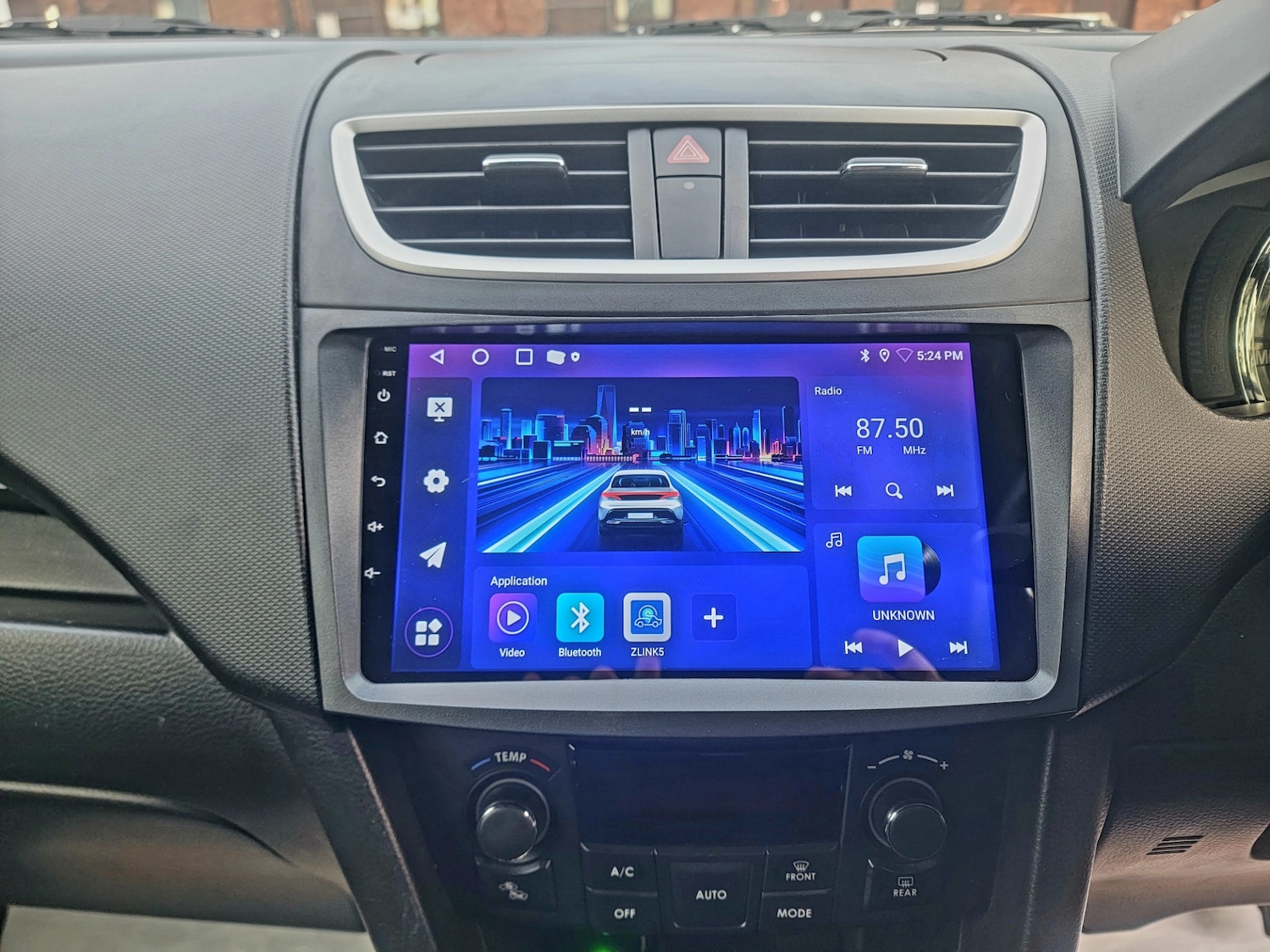 Used Suzuki Swift 2014 for sale - 76396640: Photo 12