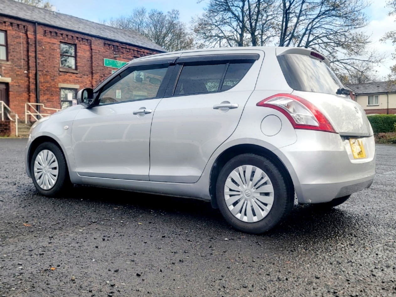Used Suzuki Swift 2014 for sale - 76396640: Photo 5