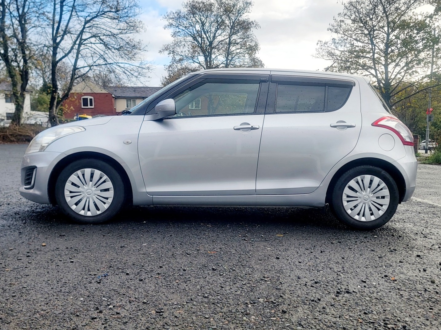 Used Suzuki Swift 2014 for sale - 76396640: Photo 6