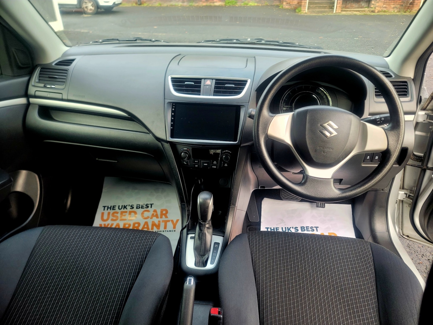 Used Suzuki Swift 2014 for sale - 76396640: Photo 9