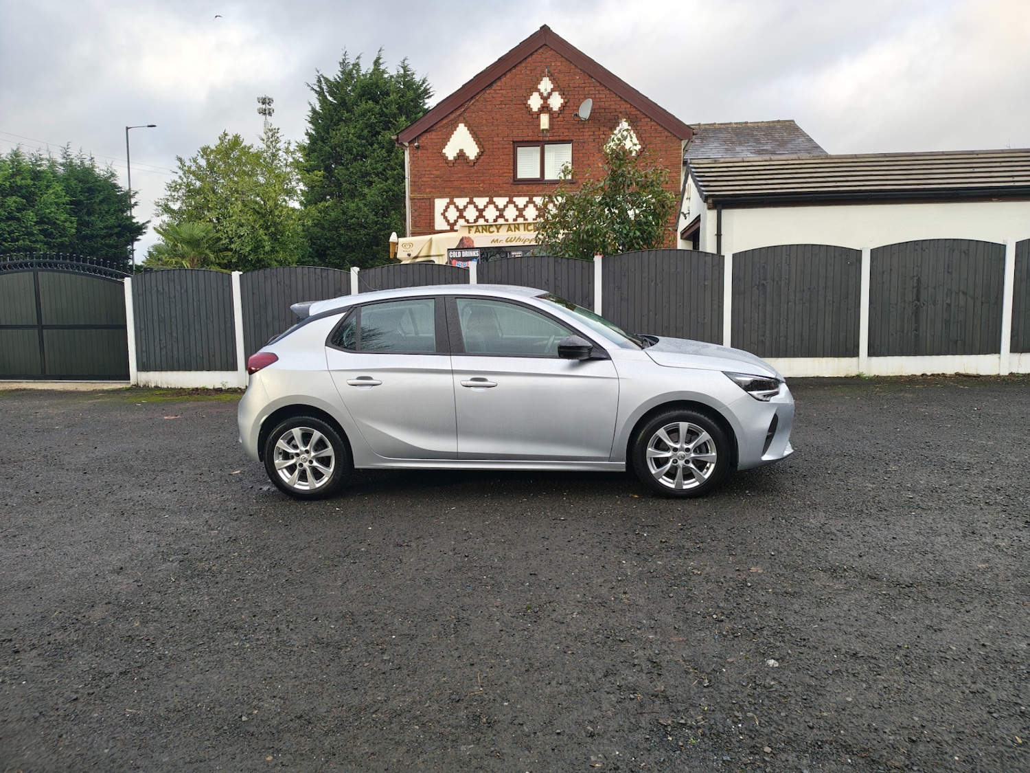 Used Vauxhall Corsa 2022 for sale - 77319877: Photo 2