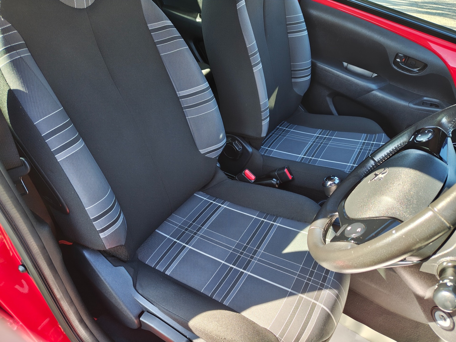 Used Peugeot 108 2018 for sale - 77946053: Photo 10