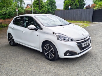 Used Peugeot 208 2019 for sale - 78901536: Photo