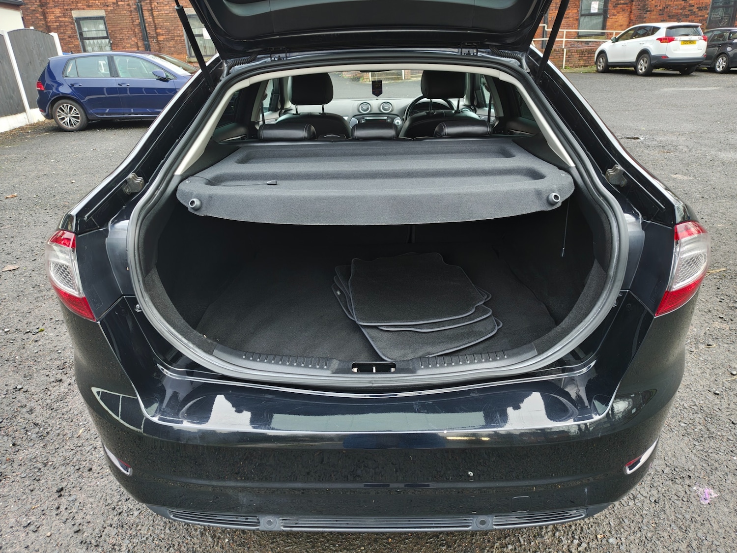 Used Ford Mondeo 2012 for sale - 77319917: Photo 18