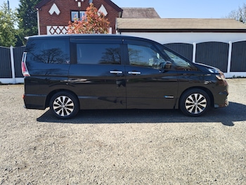 Used Nissan Serena 2018 for sale - 78538626: Photo