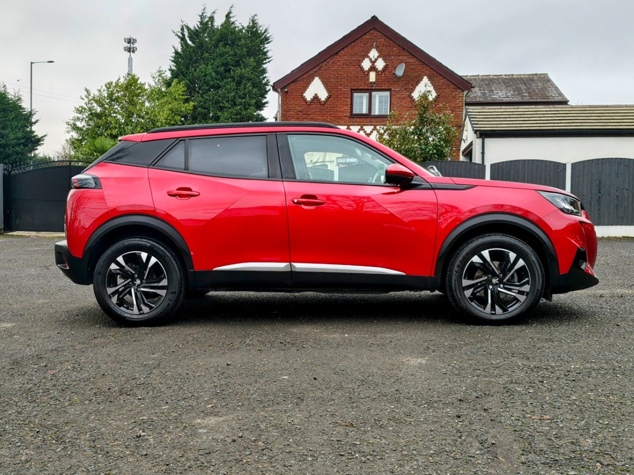 Used Peugeot 2008 2021 for sale - 77398282: Photo 2