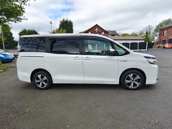 Used Toyota Voxy 2019 for sale - 79048007: Photo