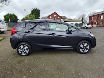 Used Honda Fit 2015 for sale - 78538519: Photo
