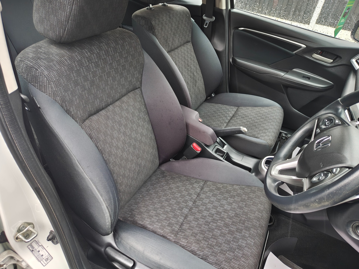 Used Honda Jazz 2015 for sale - 77632620: Photo 11