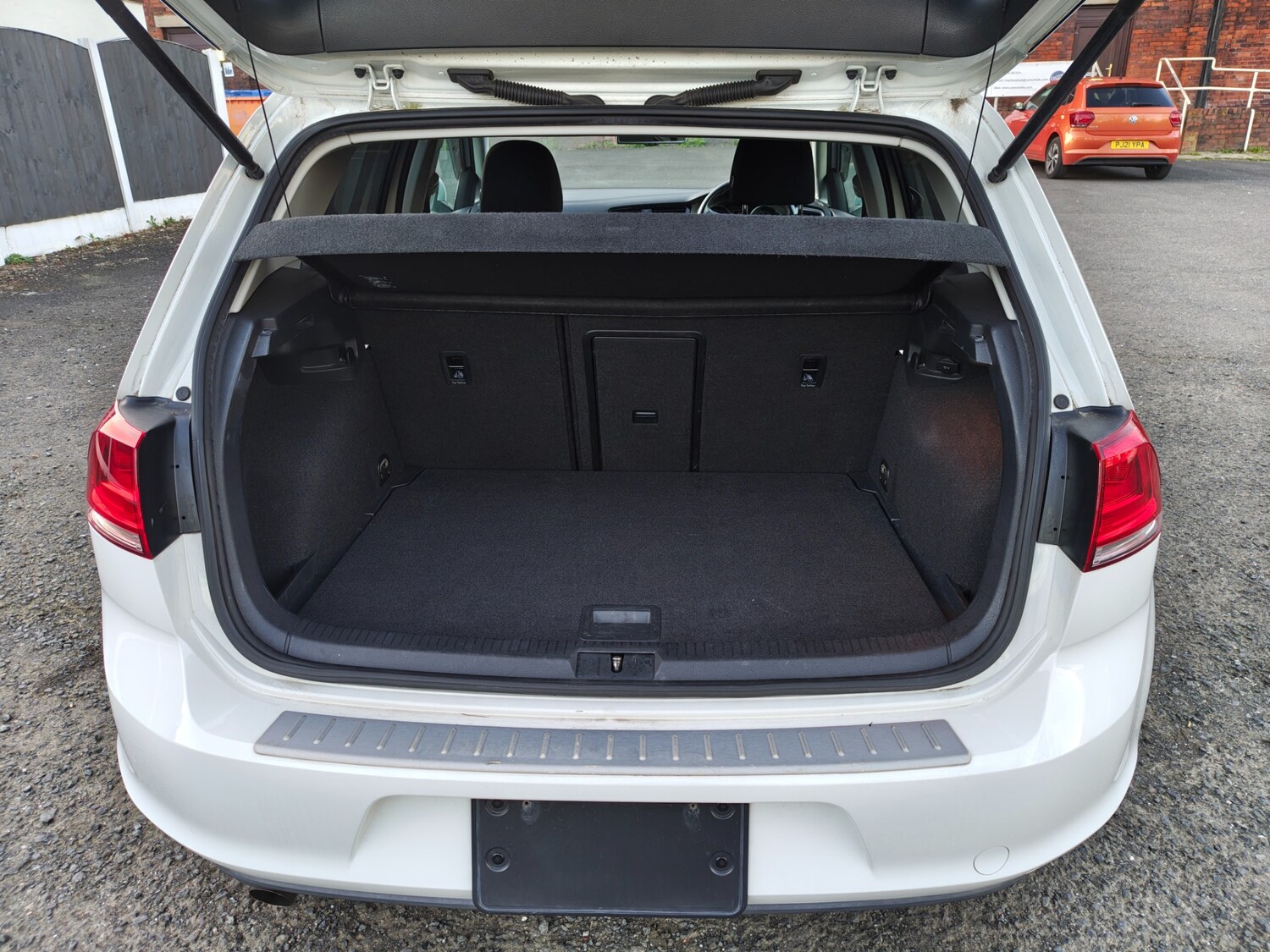 Used Volkswagen Golf 2014 for sale - 78168222: Photo 17