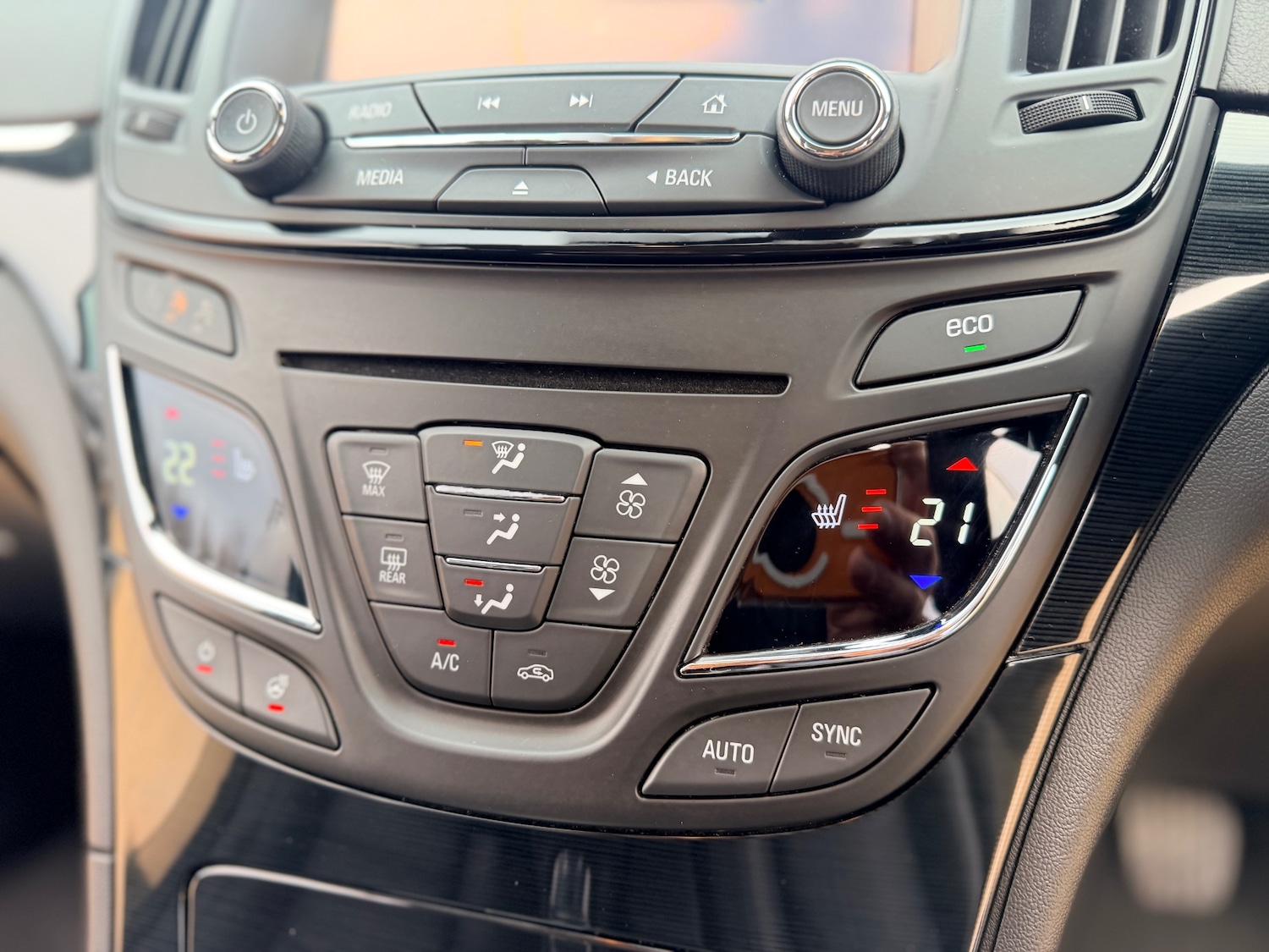 Used Vauxhall Insignia 2015 for sale - 76885164: Photo 27