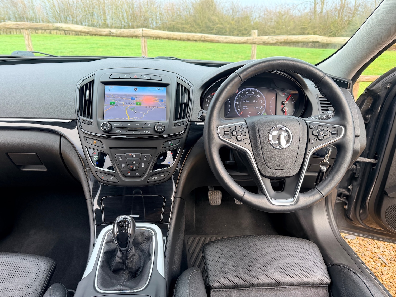 Used Vauxhall Insignia 2015 for sale - 76885164: Photo 29