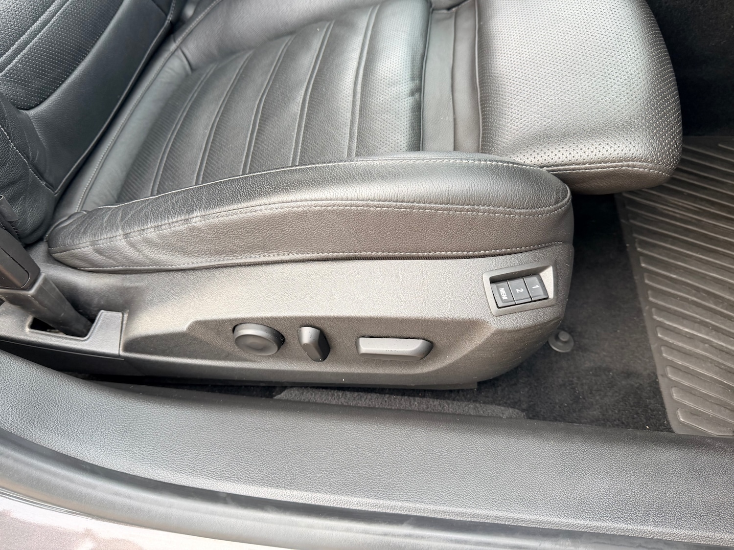 Used Vauxhall Insignia 2015 for sale - 76885164: Photo 31