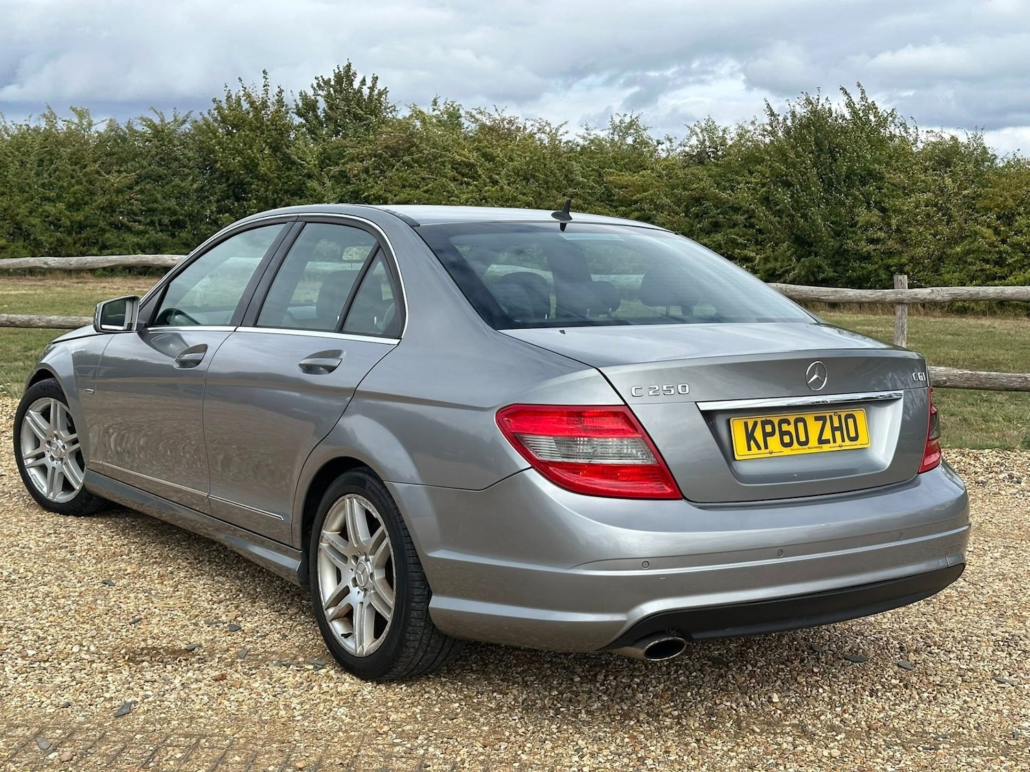 Used Mercedes-Benz C Class 2010 for sale - 76407666: Photo 10