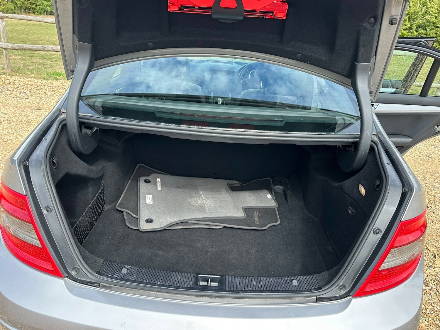 Used Mercedes-Benz C Class 2010 for sale - 76407666: Photo 19