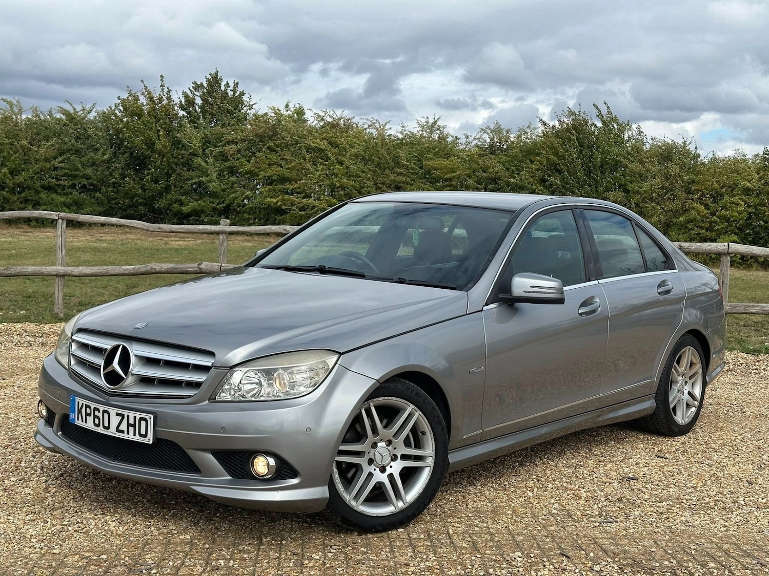 Used Mercedes-Benz C Class 2010 for sale - 76407666: Photo 6