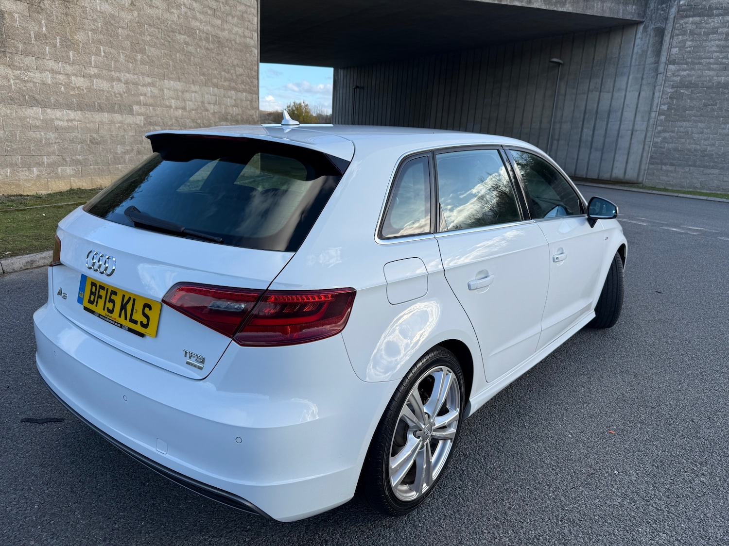 Used Audi A3 2015 for sale - 76438518: Photo 6