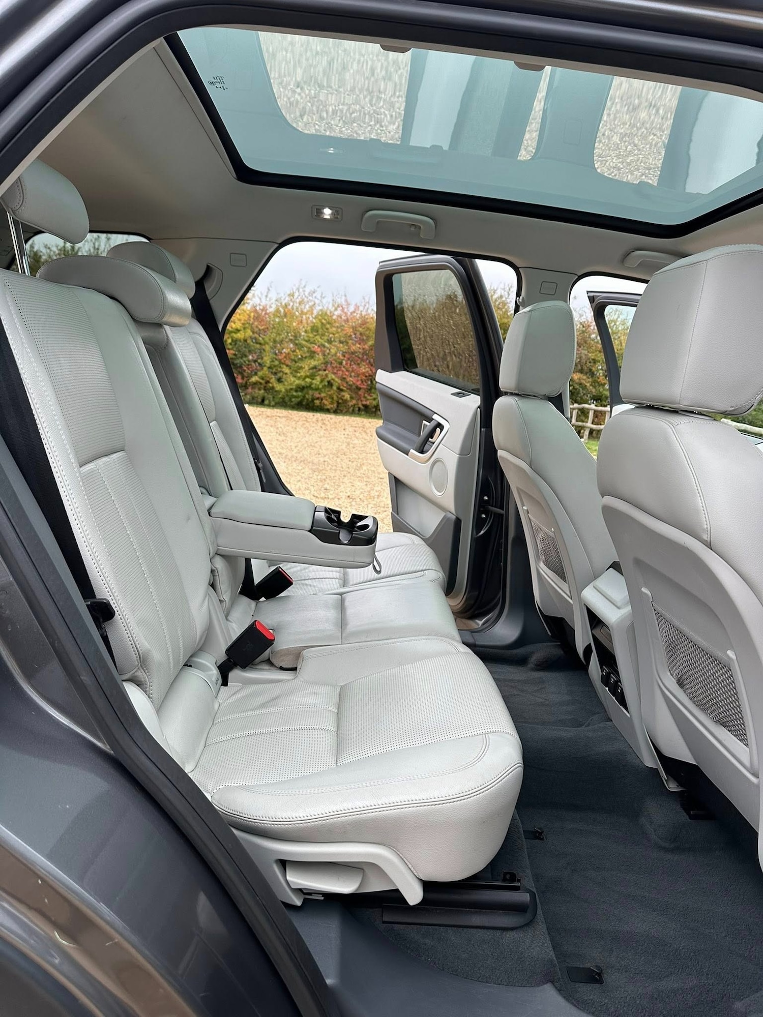 Used Land Rover Discovery Sport 2016 for sale - 76403487: Photo 18