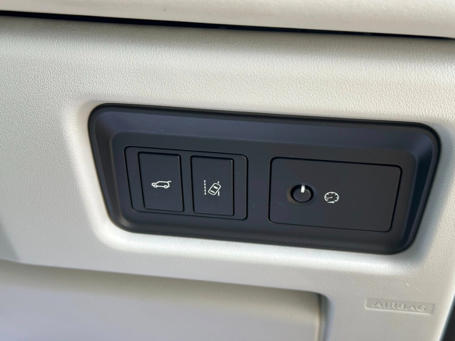 Used Land Rover Discovery Sport 2016 for sale - 76403487: Photo 33