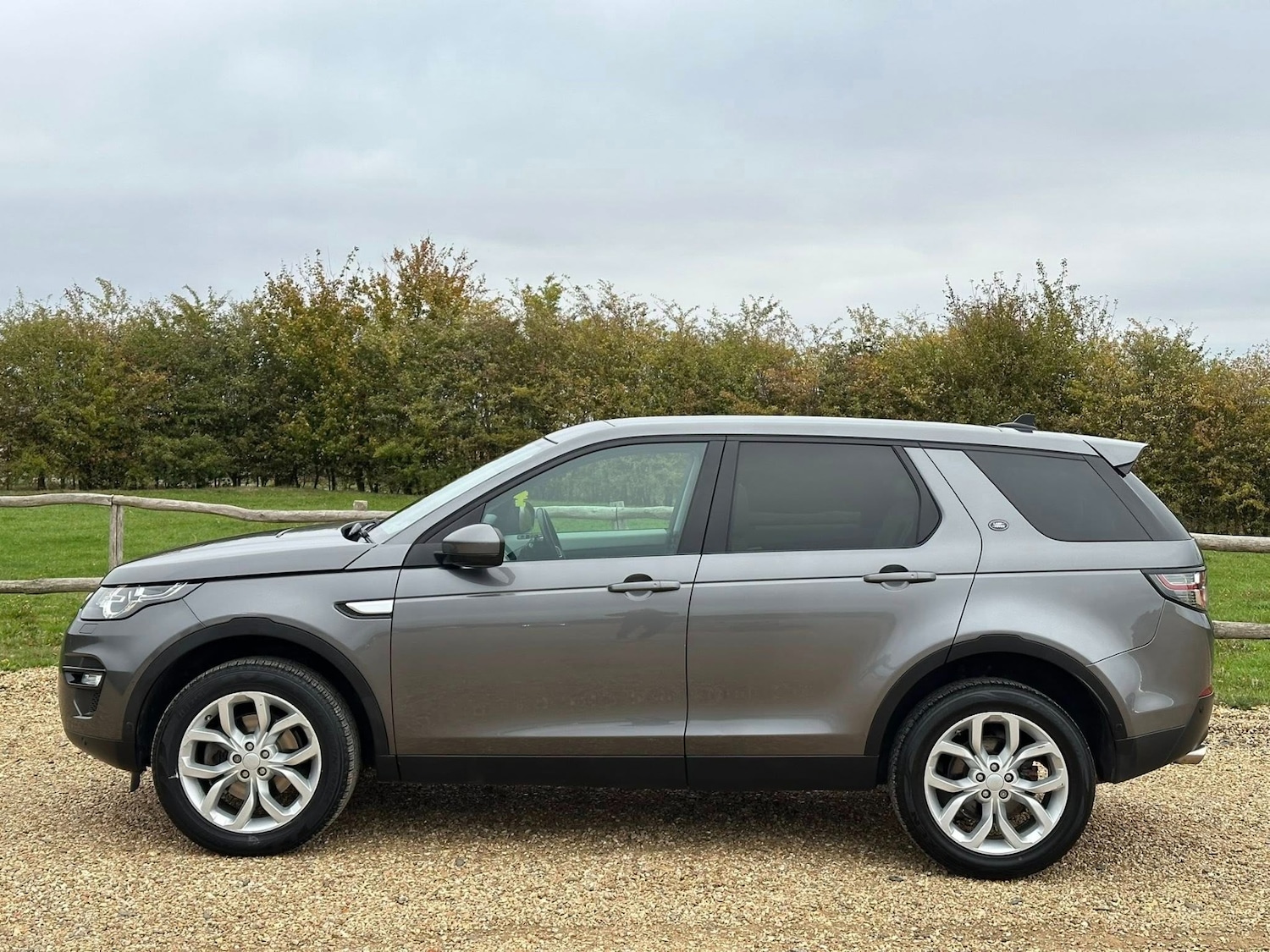 Used Land Rover Discovery Sport 2016 for sale - 76403487: Photo 38