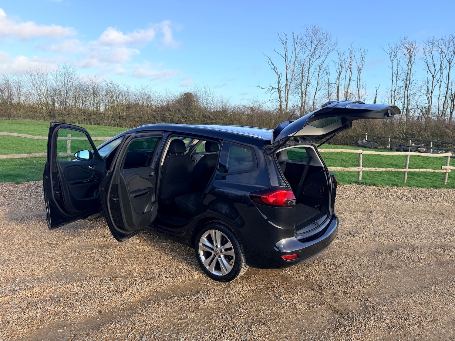 Used Vauxhall Zafira 2014 for sale - 76897322: Photo 17