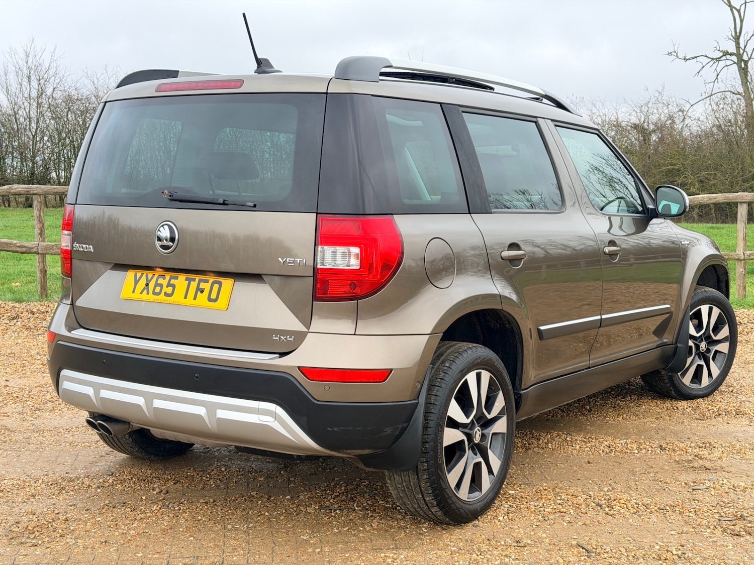 Used Skoda Yeti 2015 for sale - 76919901: Photo 13