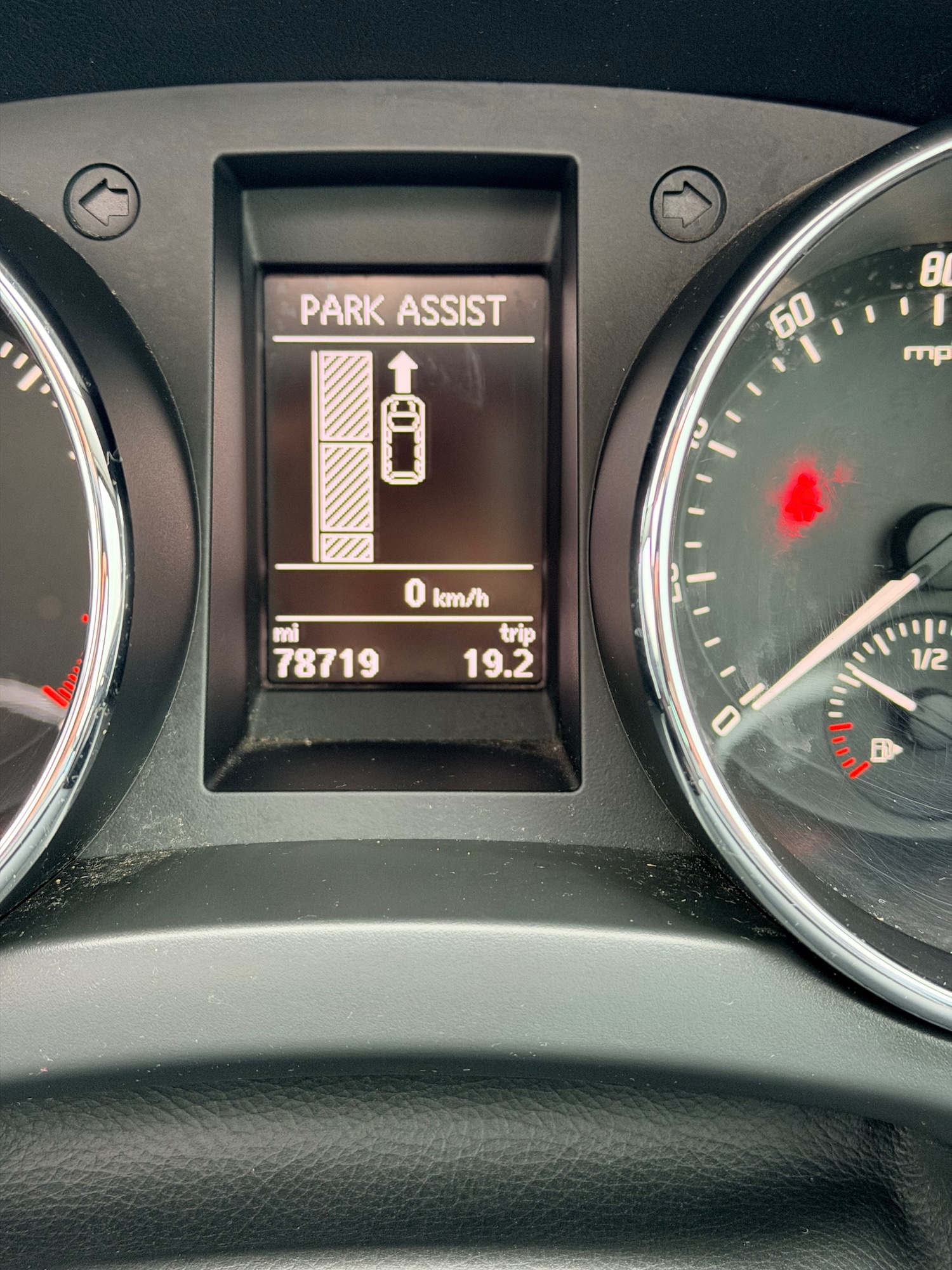 Used Skoda Yeti 2015 for sale - 76919901: Photo 23