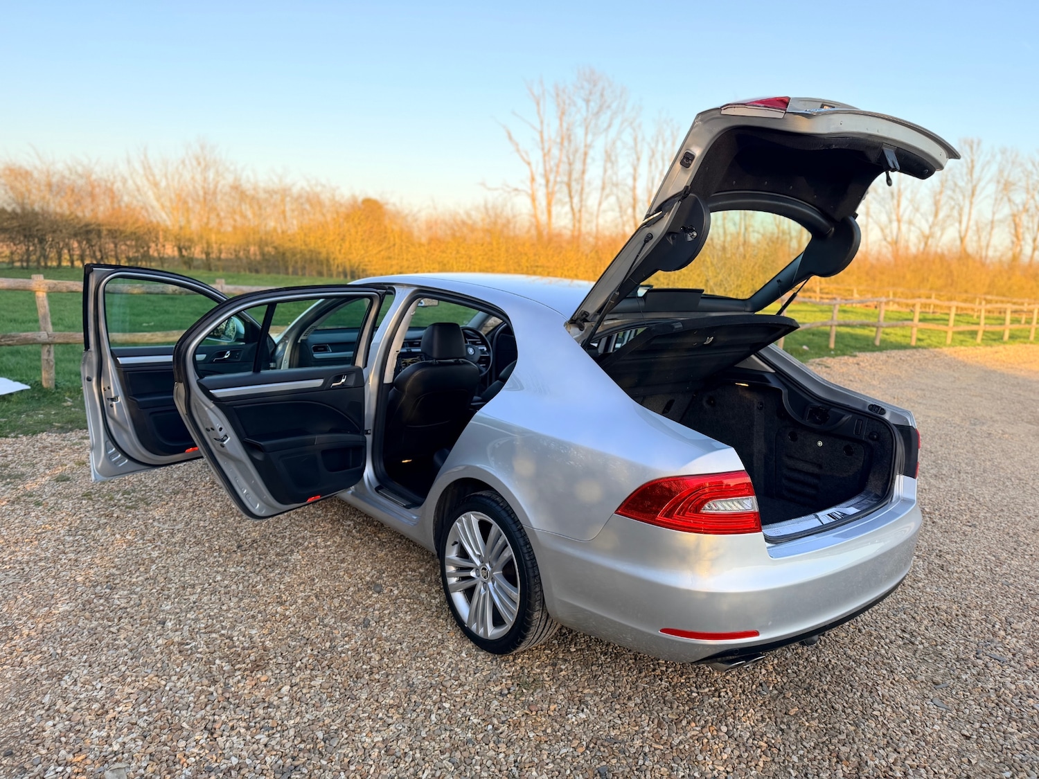 Used Skoda Superb 2013 for sale - 77921071: Photo 10