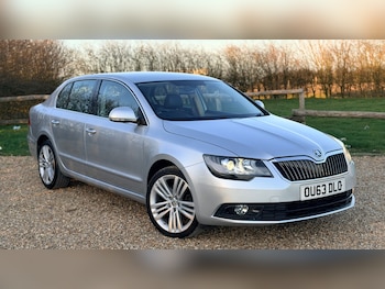 2013 (63) - 2.0 TDI CR 140 Elegance 5dr DSG