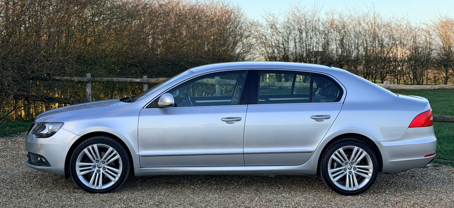 Used Skoda Superb 2013 for sale - 77921071: Photo 9
