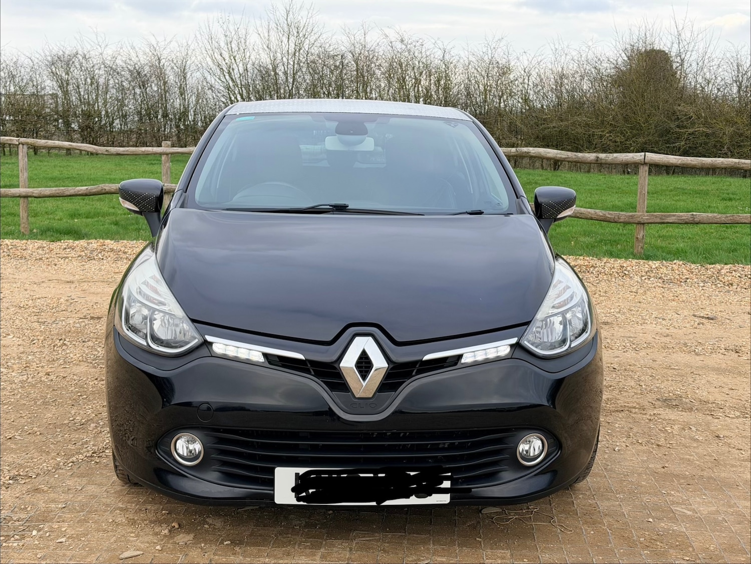 Used Renault Clio 2016 for sale - 77758562: Photo 2
