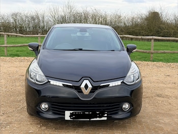 Used Renault Clio 2016 for sale - 77758562: Photo