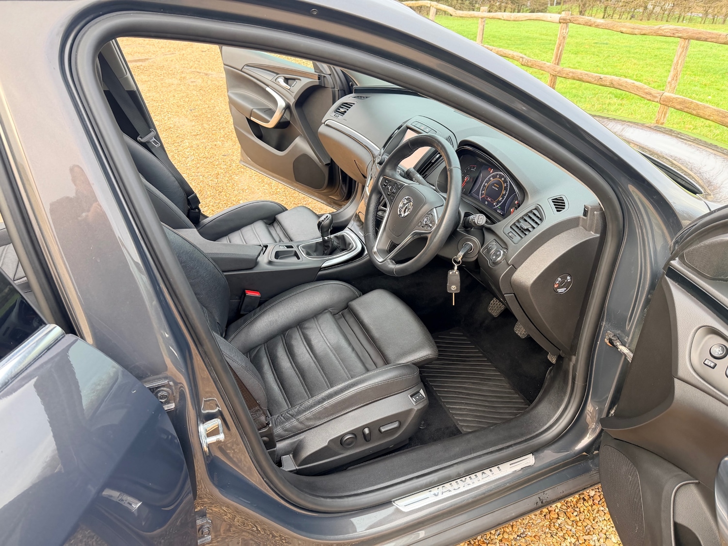 Used Vauxhall Insignia 2015 for sale - 77318257: Photo 16