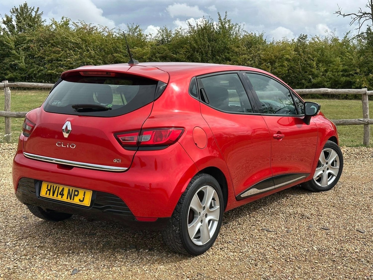 Used Renault Clio 2014 for sale - 76407668: Photo 13