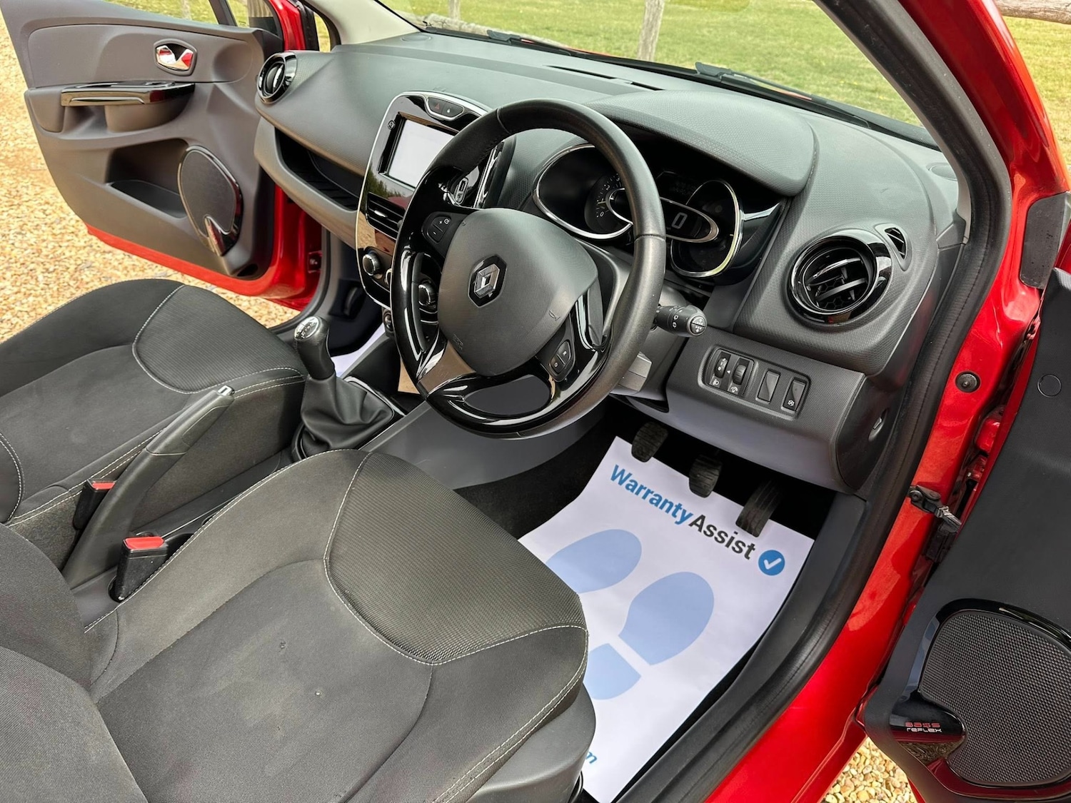 Used Renault Clio 2014 for sale - 76407668: Photo 16