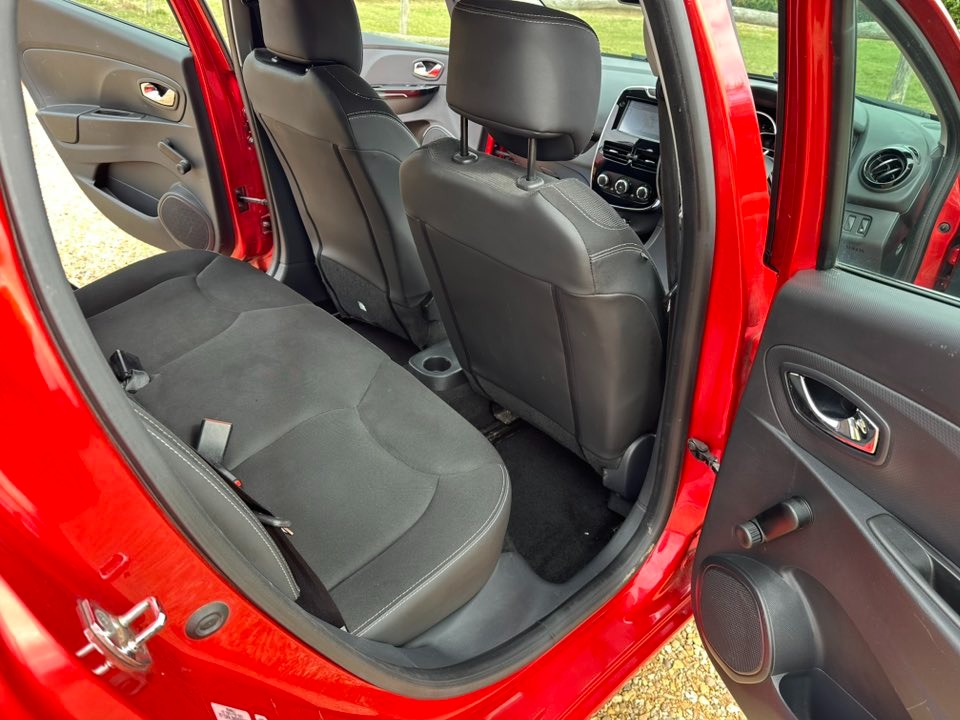 Used Renault Clio 2014 for sale - 76407668: Photo 23