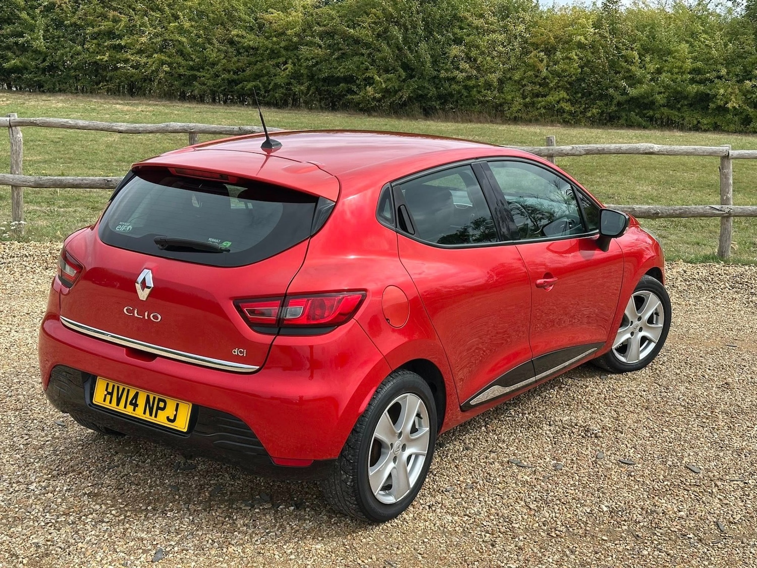 Used Renault Clio 2014 for sale - 76407668: Photo 5