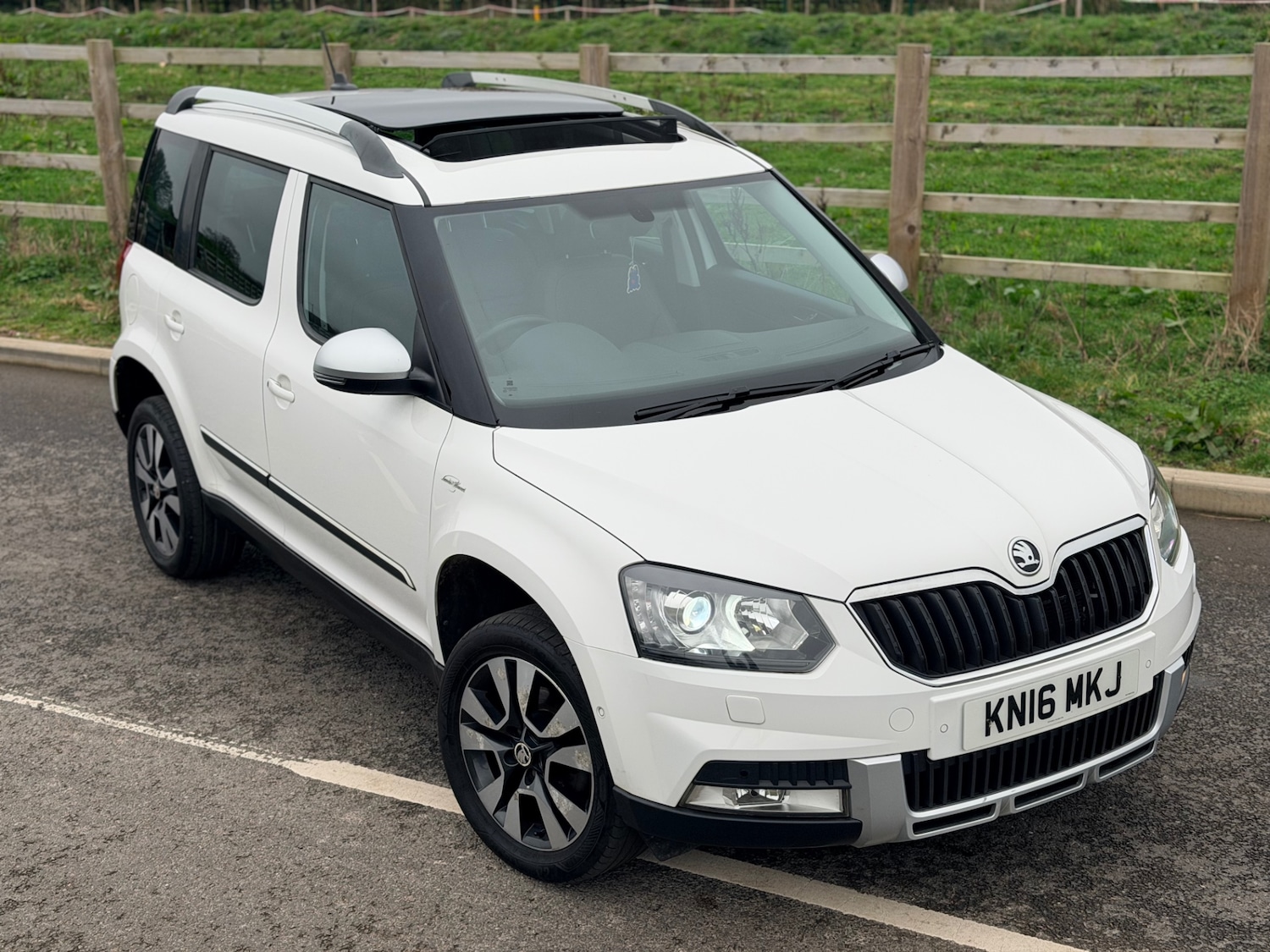Used Skoda Yeti 2016 for sale - 77791198: Photo 7