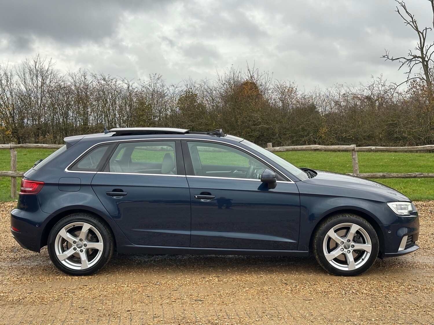 Used Audi A3 2017 for sale - 76493799: Photo 5